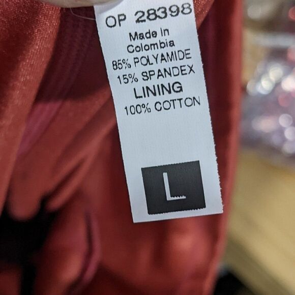 New Maaji | Marvel Legging in Bronze - Picture 9 of 11